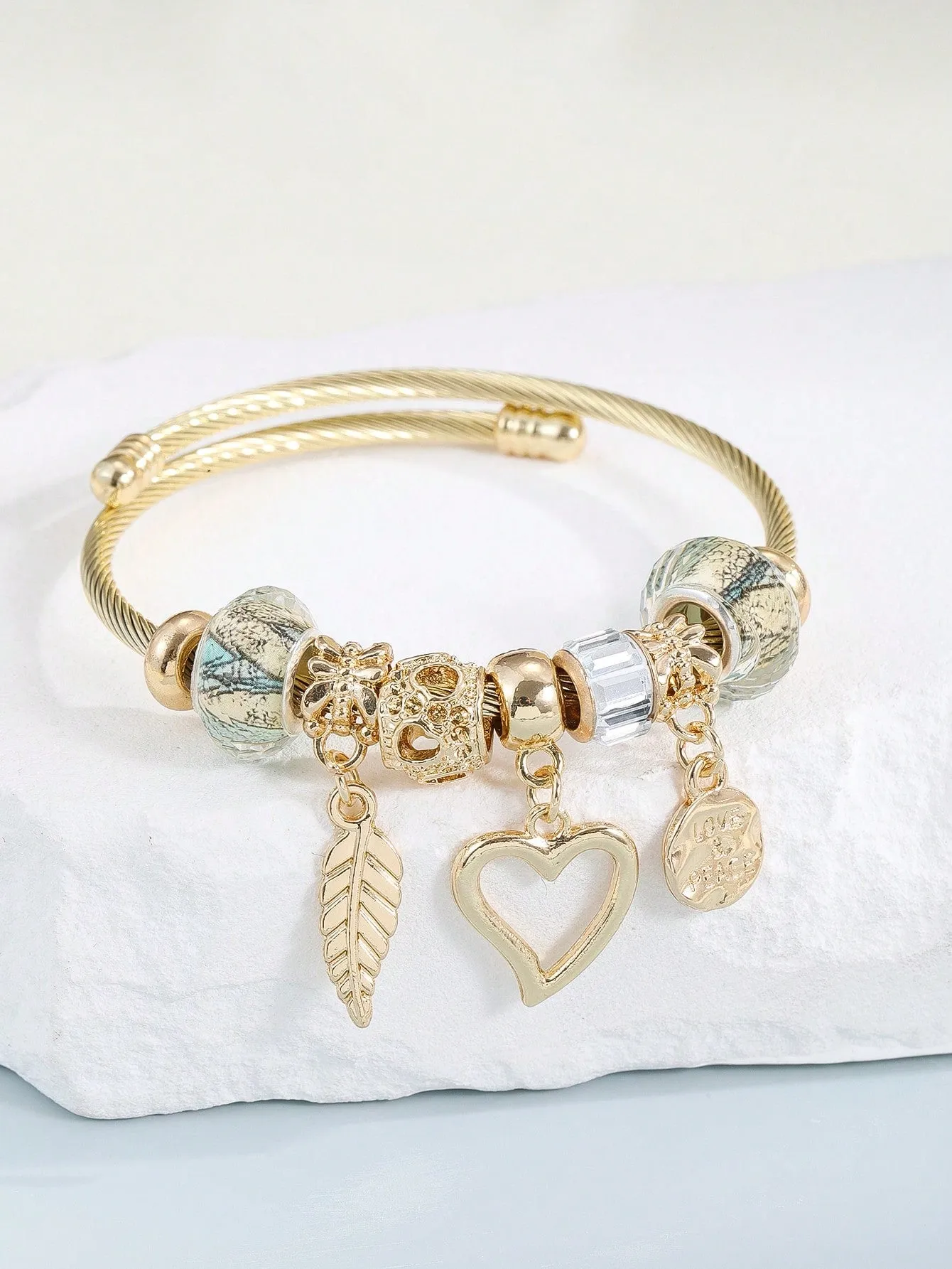 1pc Fashionable Feather & Heart Decor Bangle For Women For Daily Decoration