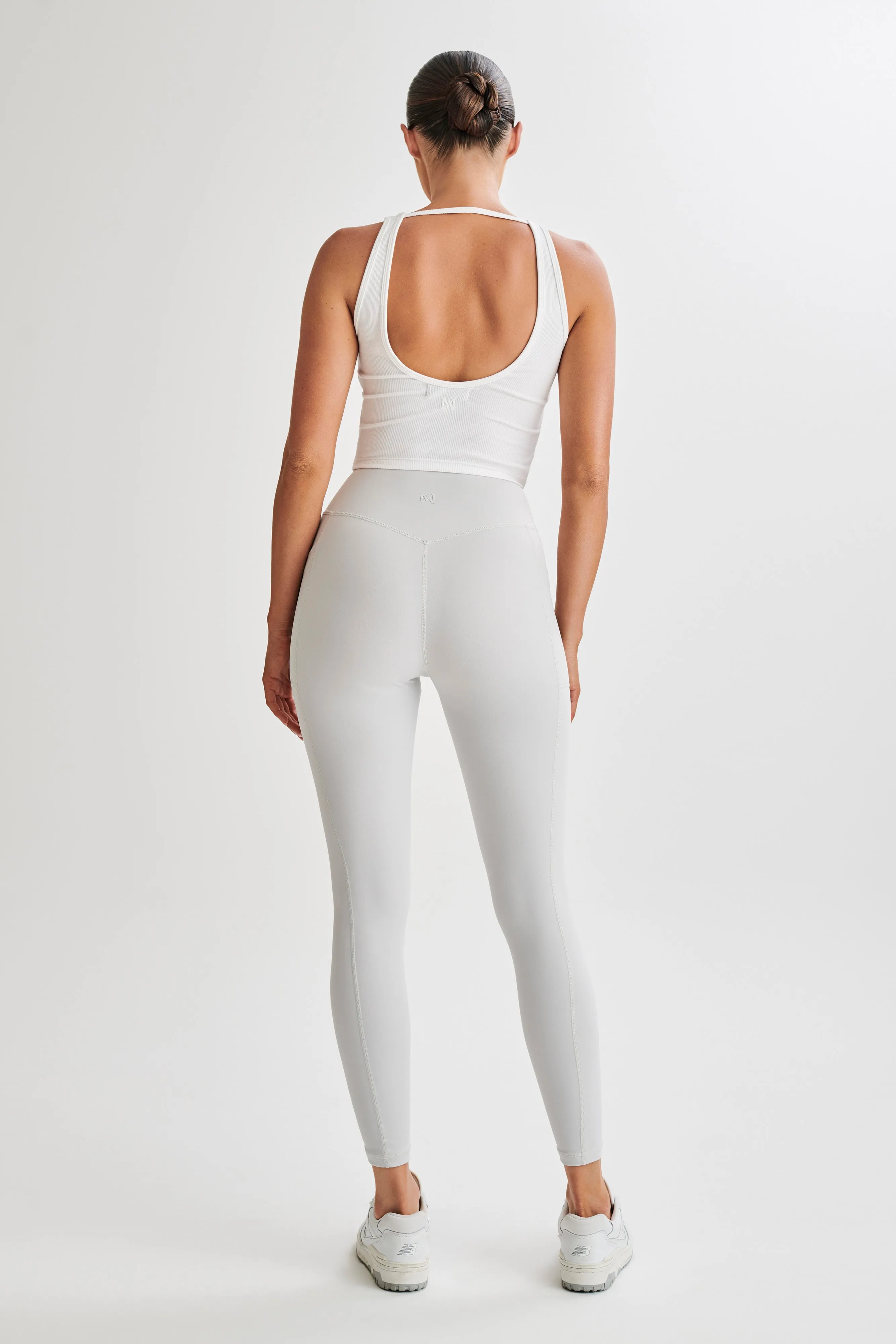 Briar V Back Leggings With Pockets - Ice Grey