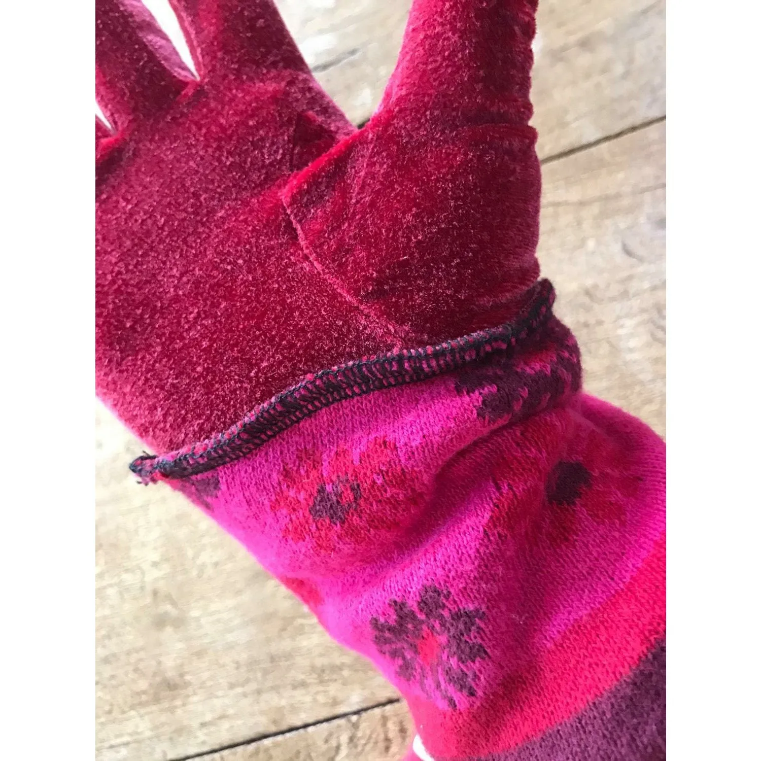 Create your own!! Custom made full finger gloves. Can be stretch velvet or 100% stretch wool. Several colors to choose from. Request yours!