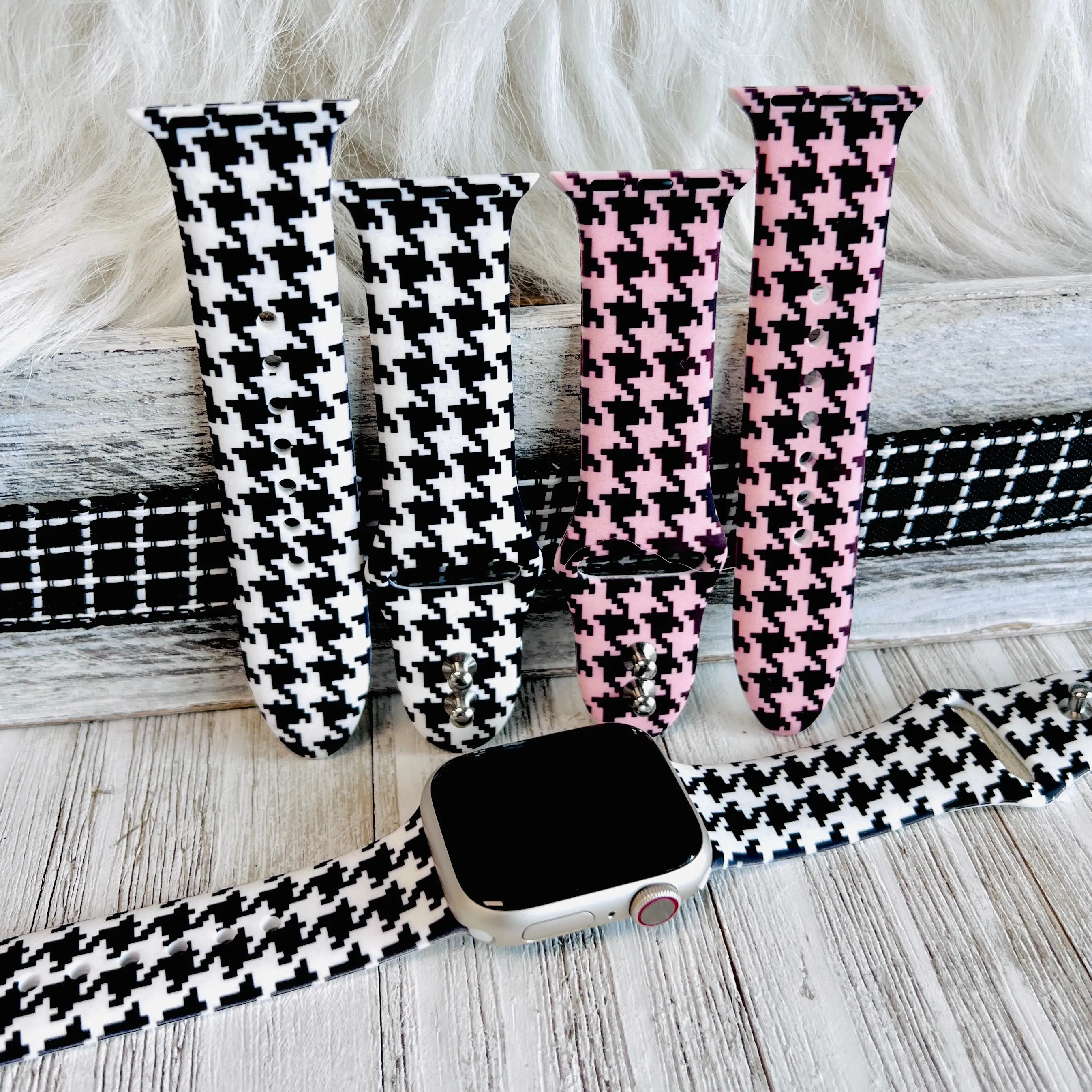 Houndstooth Print Silicone Band For Apple Watch Two Colors Available