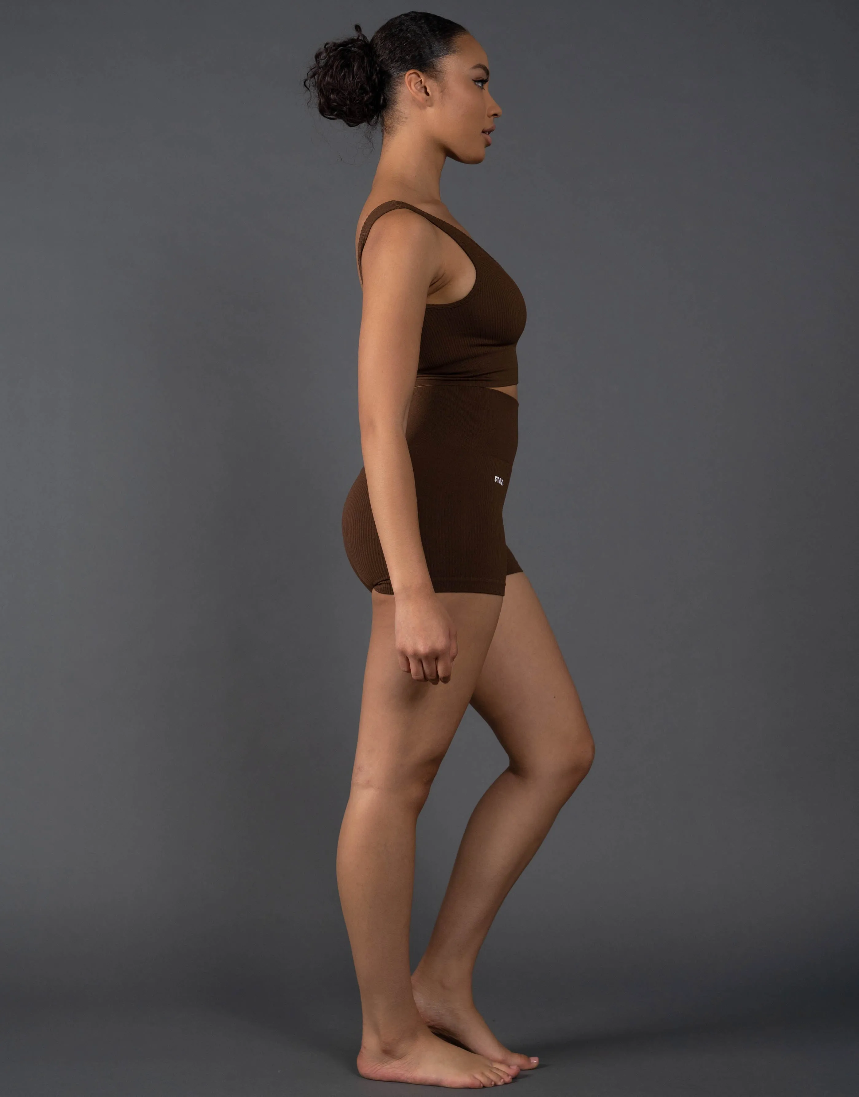 Premium Seamless Low Back Crop Lounge V5.1 - Bark