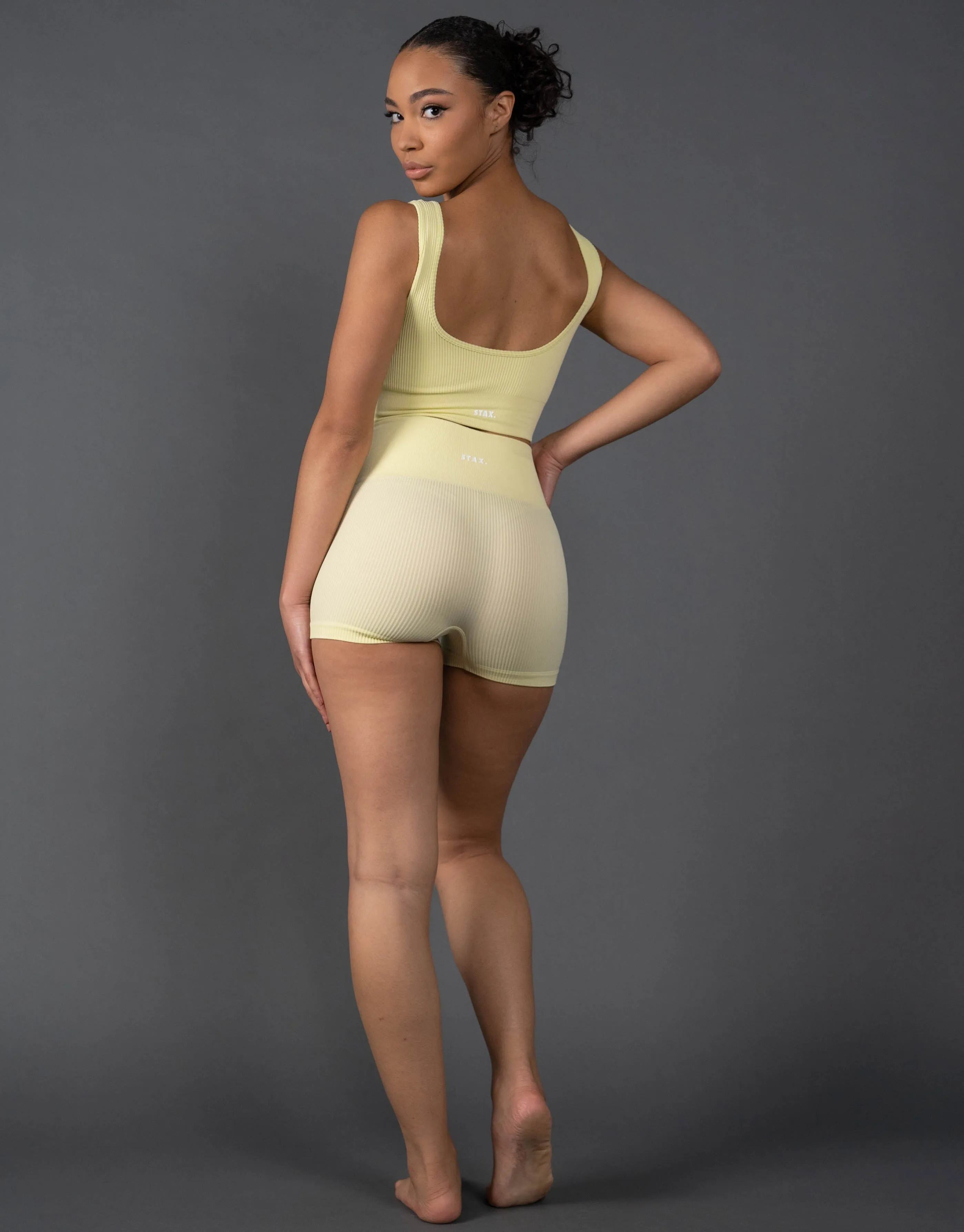 Premium Seamless Low Back Crop Lounge V5.1 - Lemon